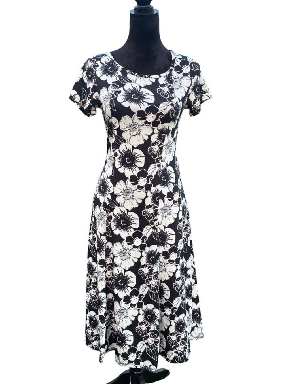 Tiffany & Grey Sz S Womens Midi Floral Dress Short Sleeves Fit & Flare Flowy